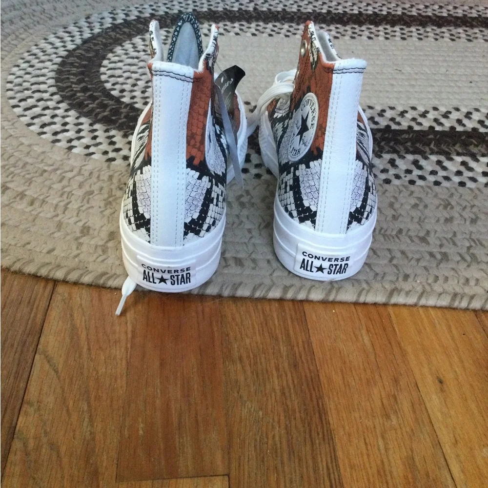 Converse leather CTAS lifts